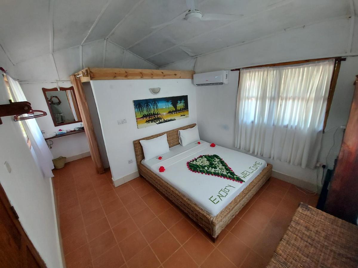 Albatross Ocean View Hotel Dongwe Exterior foto