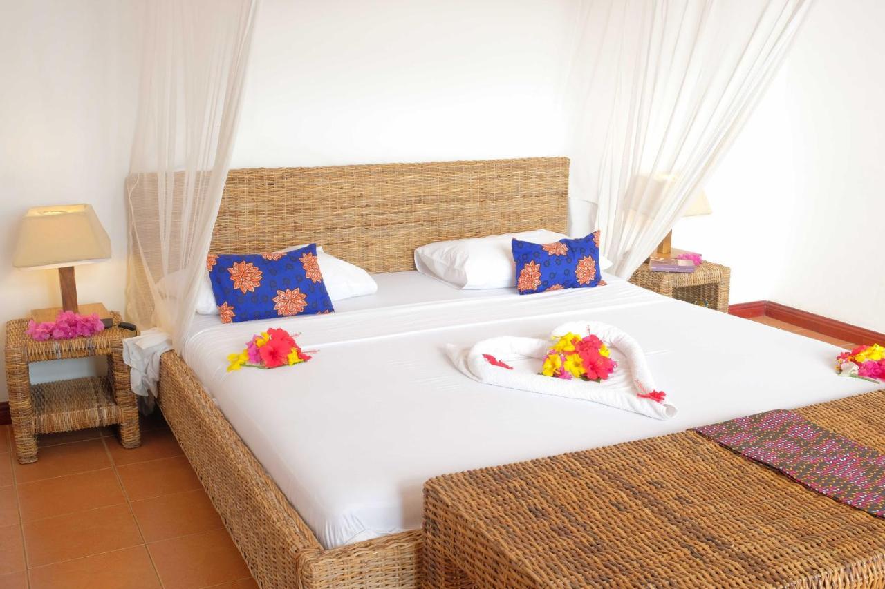 Albatross Ocean View Hotel Dongwe Exterior foto